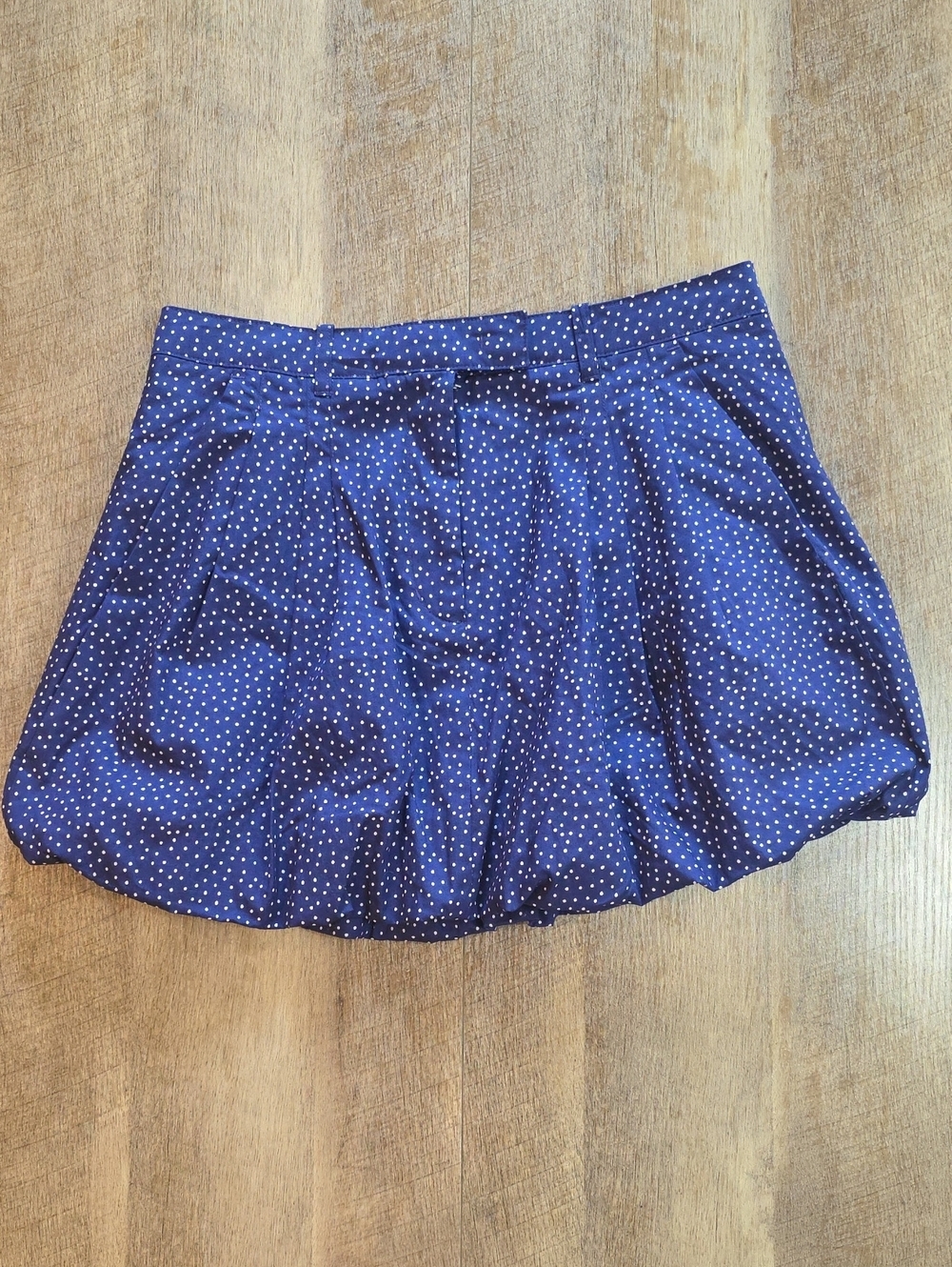 Gap Studio- Navy Blue Polka Dot Bubble Skirt. Size 6. NWT